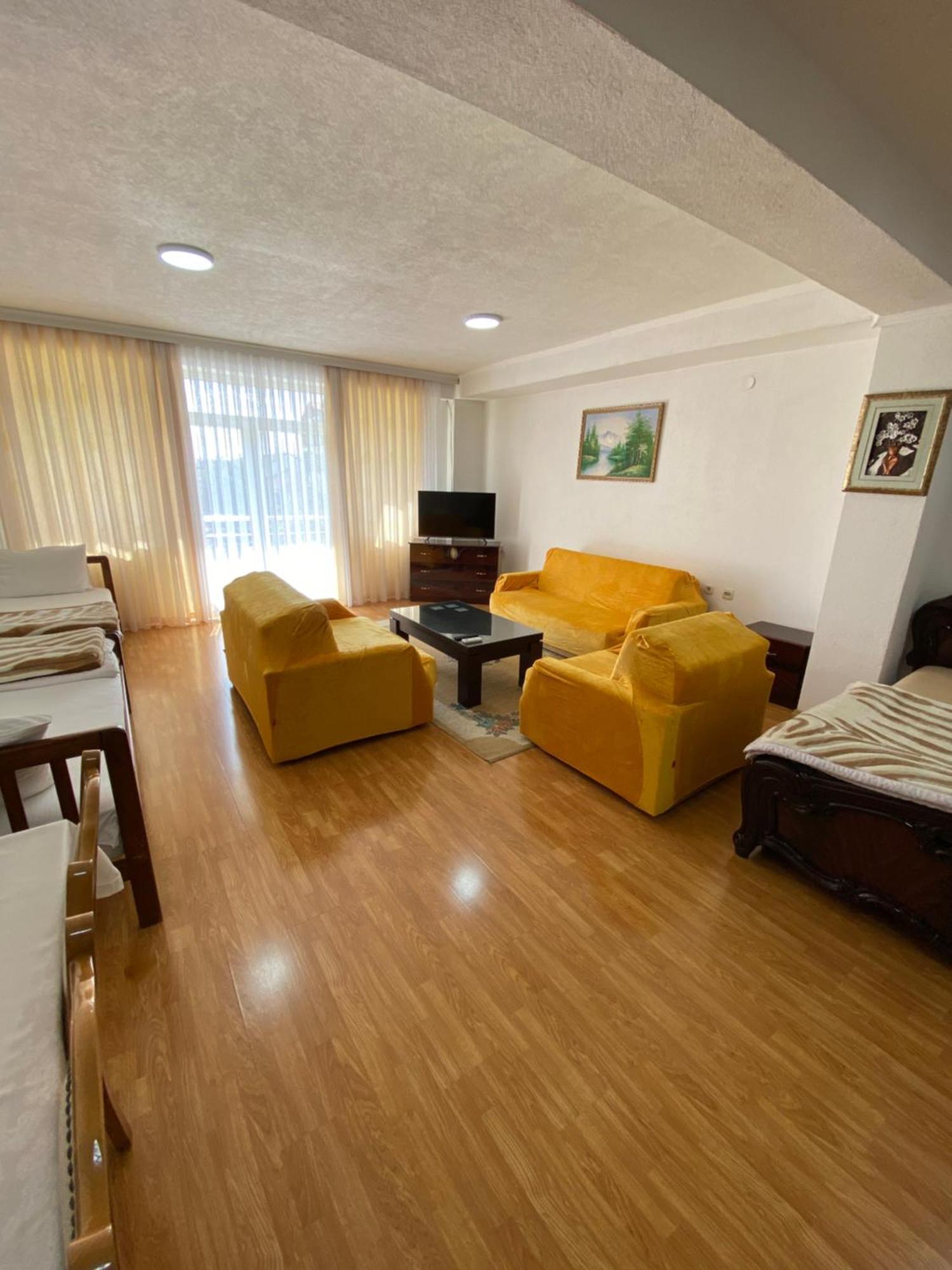 Hotel Venecia Apartments Struga Exterior photo